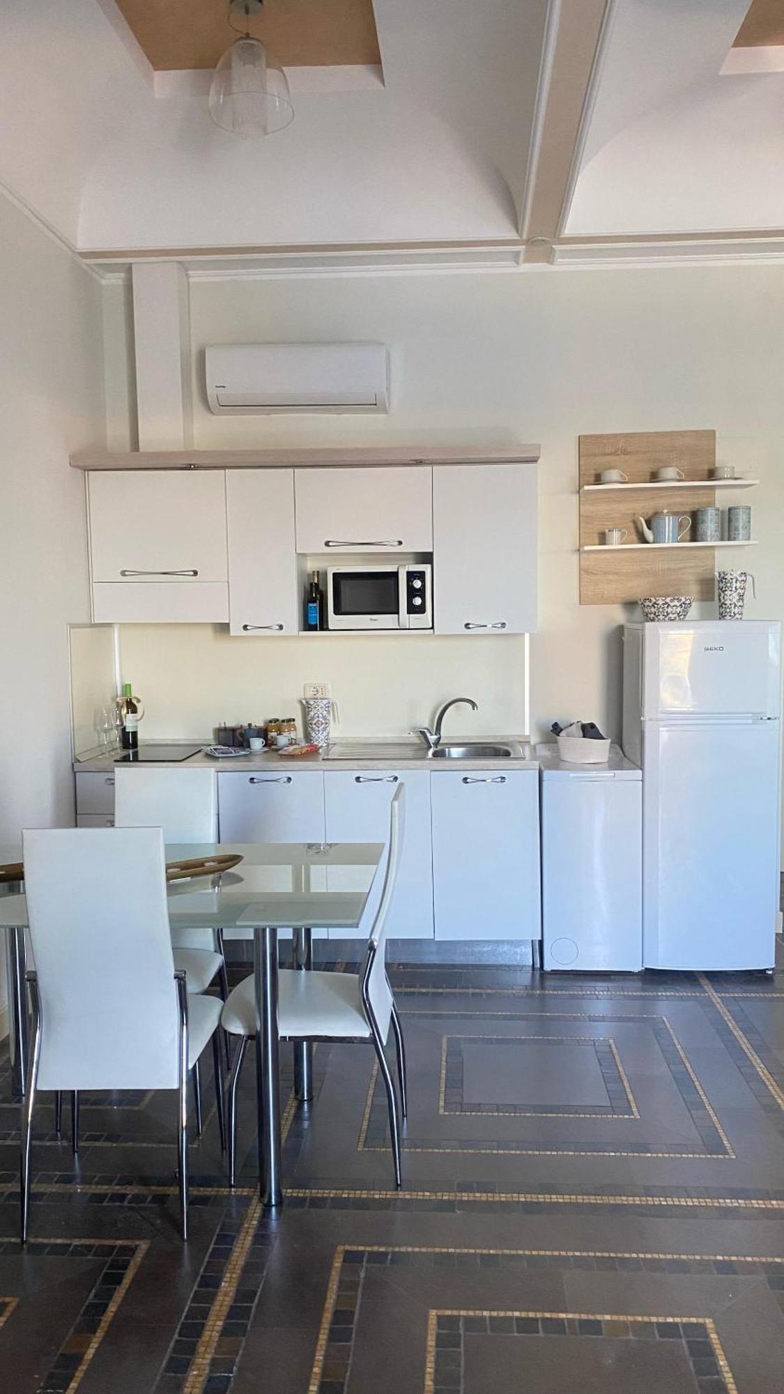 Regina Del Porto Apartment Brindisi Luaran gambar