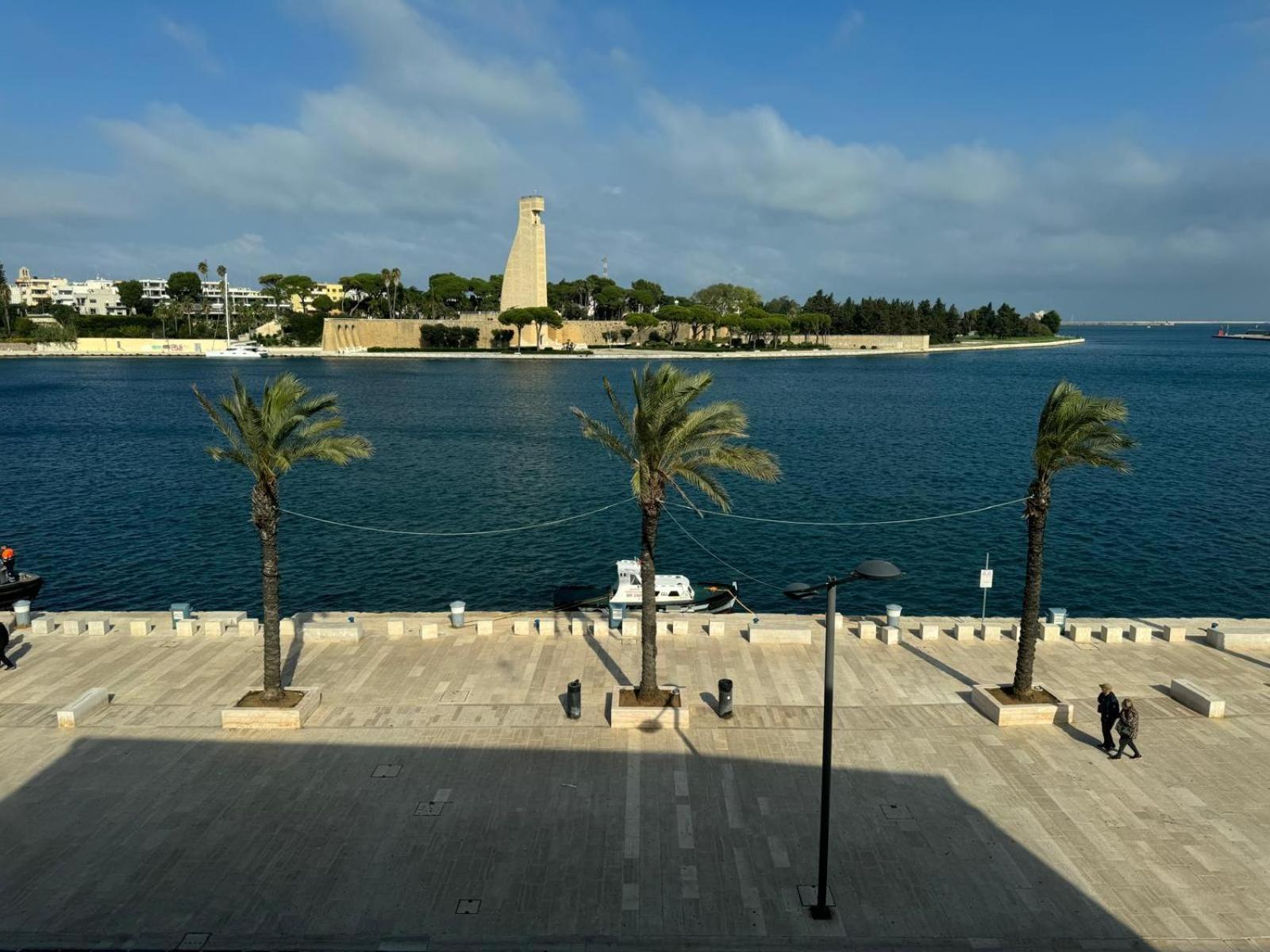 Regina Del Porto Apartment Brindisi Luaran gambar