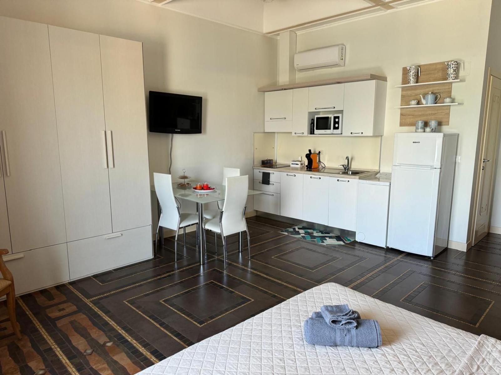 Regina Del Porto Apartment Brindisi Luaran gambar