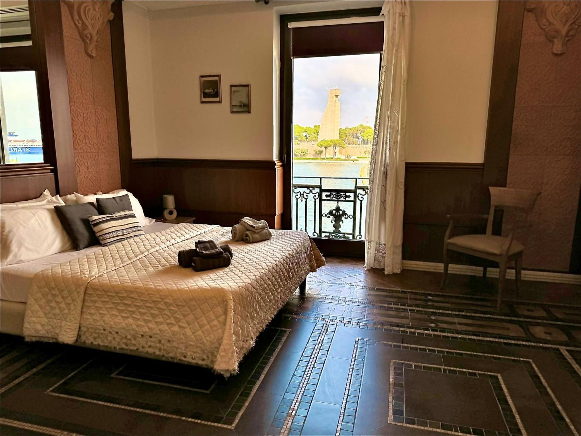 Regina Del Porto Apartment Brindisi Luaran gambar